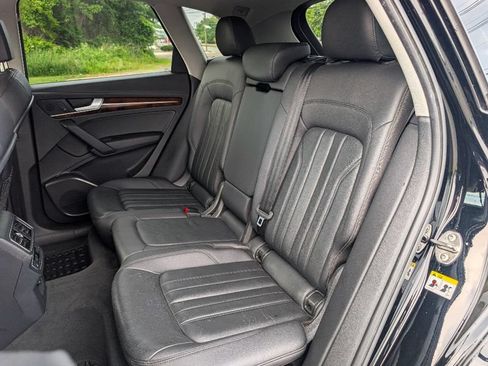 Used 2018 Audi Q5 2.0T Premium Plus w/ Premium Plus Package AWD/4WD image 18