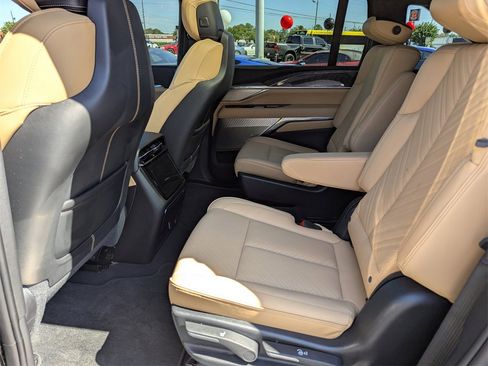 Used 2025 Cadillac Escalade IQ Sport 2 image 12