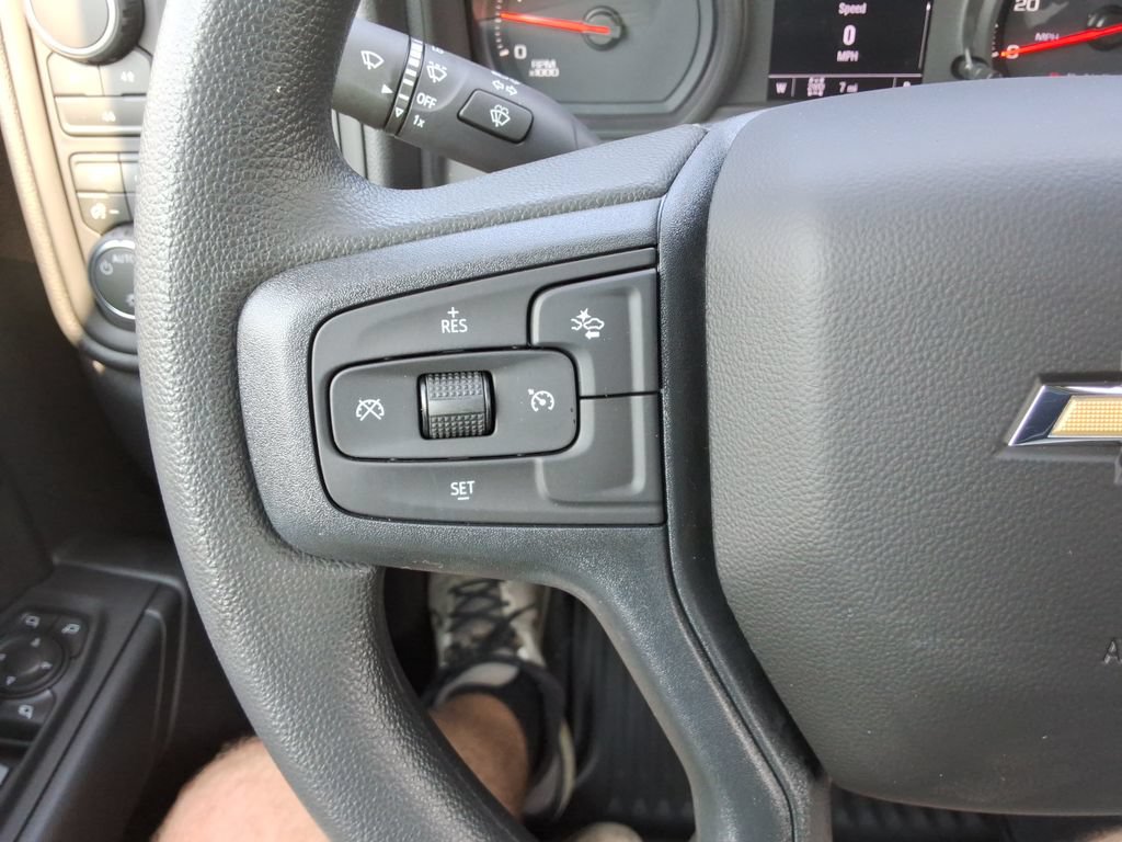 New 2026 Chevrolet Silverado 2500 Custom w/ Custom Value Package AWD/4WD image 25