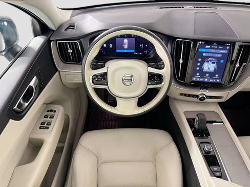 Certified 2023 Volvo XC60 B5 Plus w/ Climate Package AWD/4WD image 23