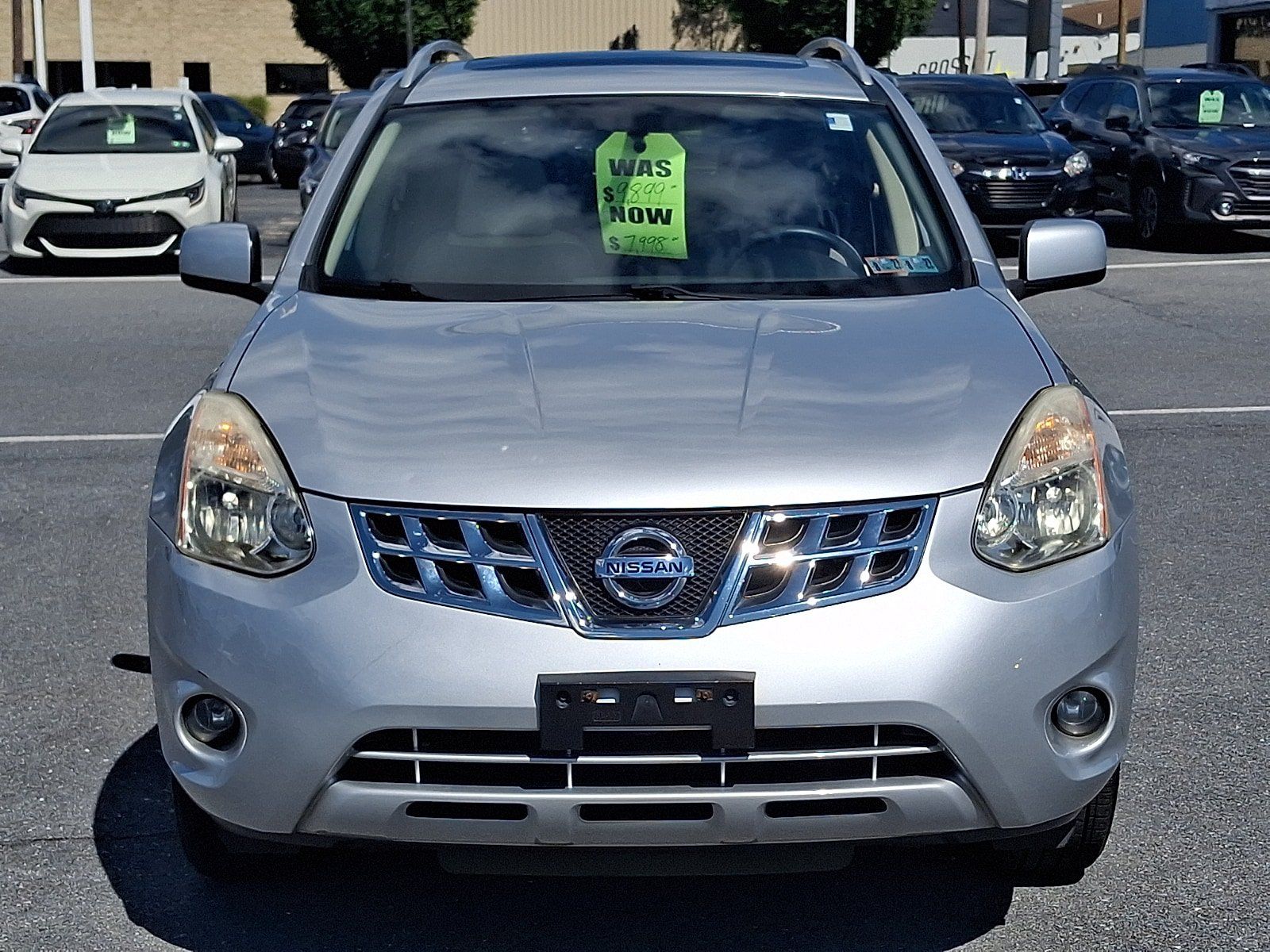 Used 2012 Nissan Rogue SV w/ Premium Pkg AWD/4WD image 2