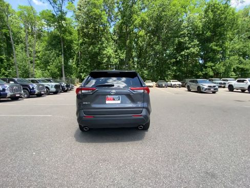 Used 2025 Toyota RAV4 XLE AWD/4WD image 15