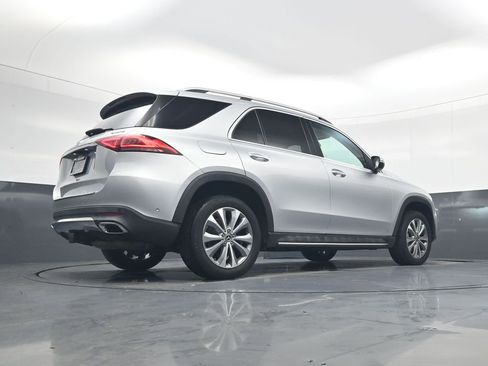 Used 2020 Mercedes-Benz GLE 350 4MATIC w/ Premium Package image 17