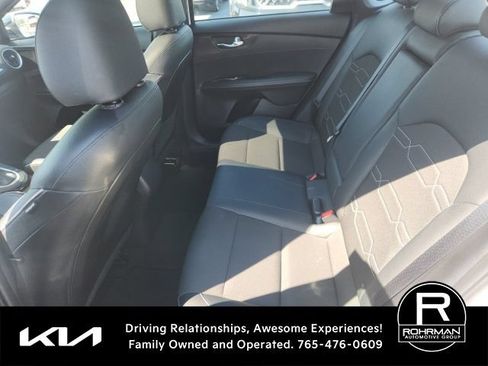 Used 2023 Kia Forte GT-Line w/ GT-Line Premium Package FWD image 9