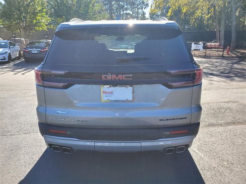 Used 2024 GMC Acadia Elevation image 7