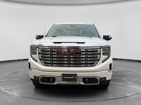 Used 2022 GMC Sierra 1500 Denali w/ Denali Reserve Package AWD/4WD image 8