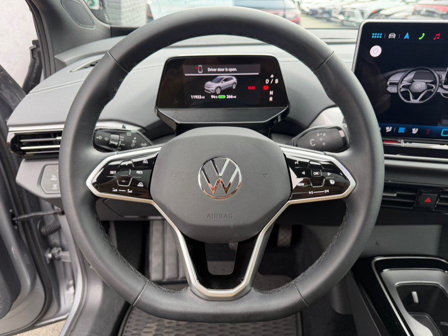 Used 2025 Volkswagen ID.4 Pro S RWD image 11