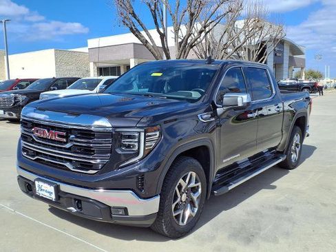 Certified 2023 GMC Sierra 1500 SLT image 27