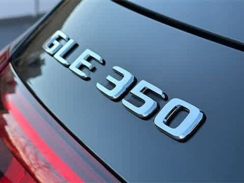 Certified 2021 Mercedes-Benz GLE 350 4MATIC image 9