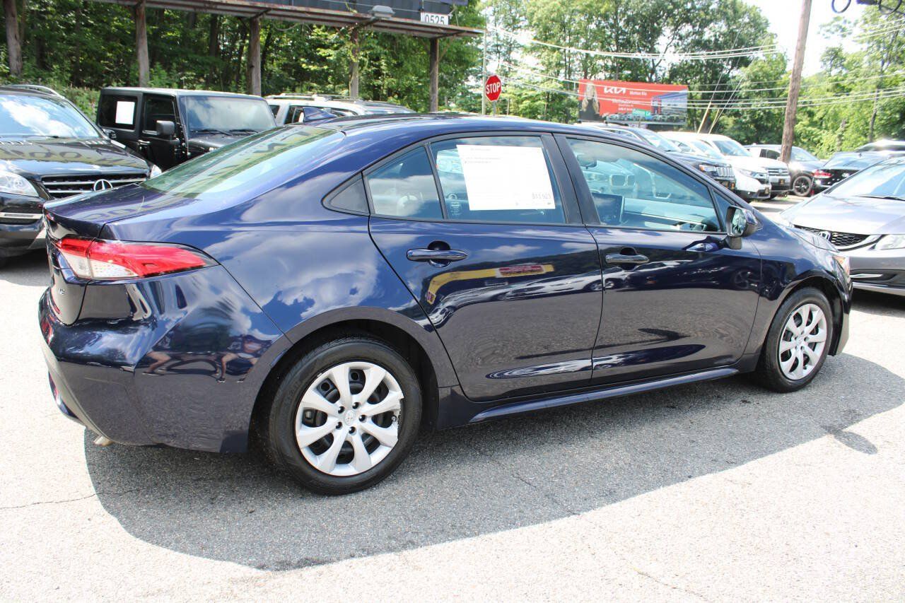 Used 2021 Toyota Corolla LE FWD image 7