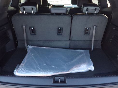 New 2026 GMC Acadia AT4 image 16