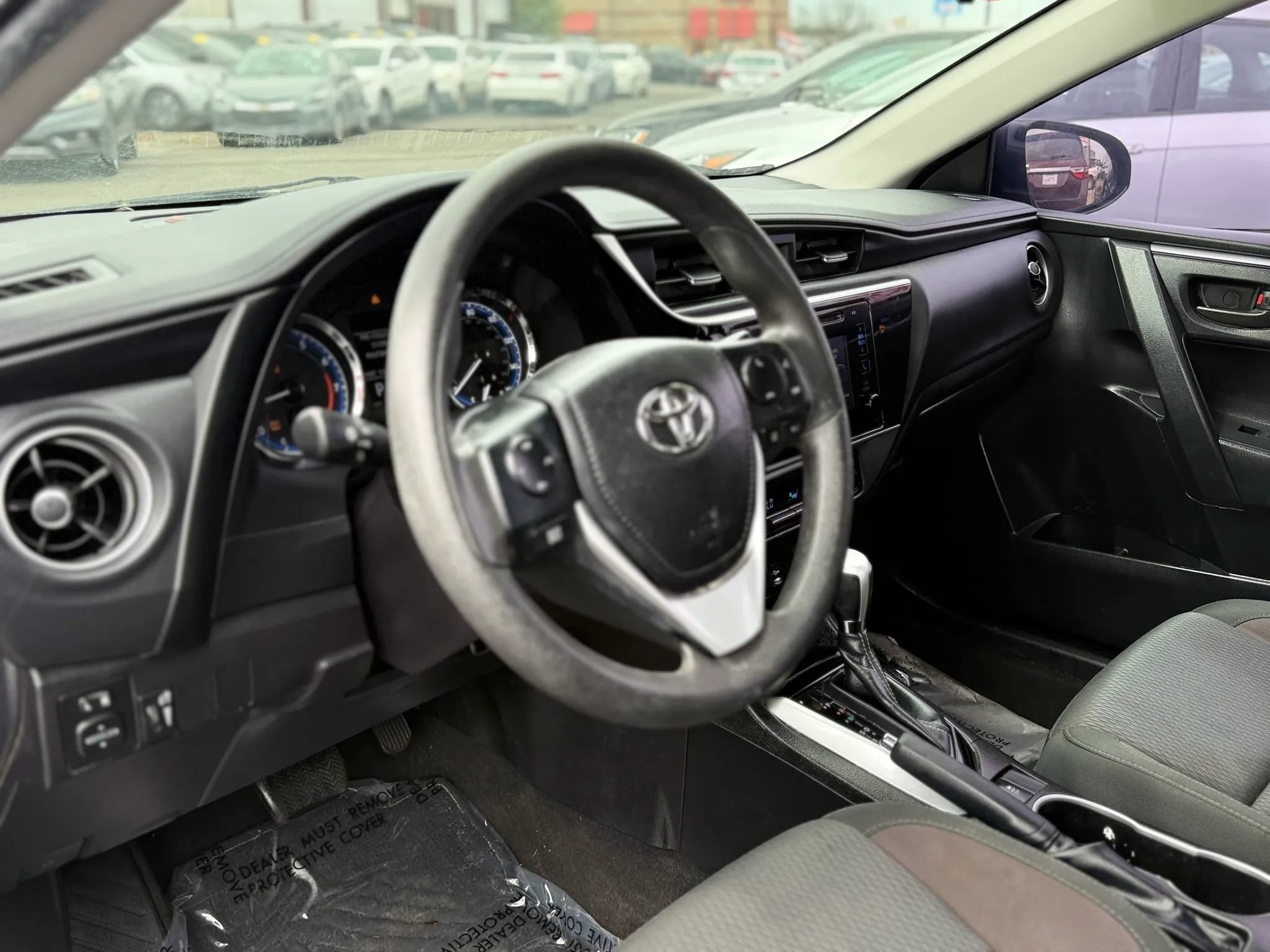 Used 2019 Toyota Corolla LE FWD image 11
