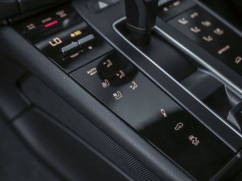 New 2026 Porsche Macan image 27