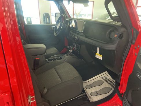 New 2026 Jeep Gladiator Mojave image 24