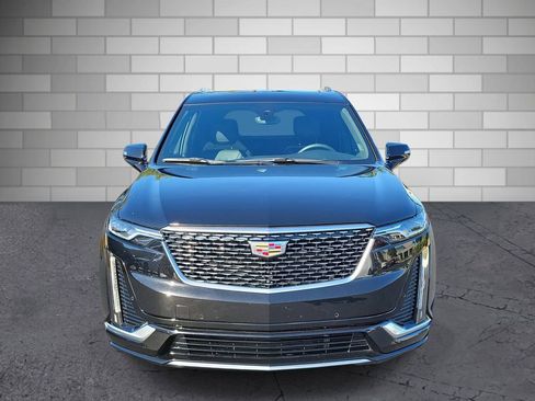 Certified 2023 Cadillac XT6 Premium Luxury image 8