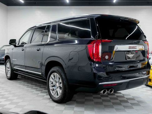 Used 2023 GMC Yukon XL Denali AWD/4WD image 10