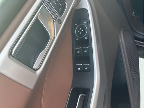 Used 2023 Ford Explorer King Ranch AWD/4WD image 18