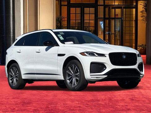 New 2026 Jaguar F-PACE R-Dynamic S image 8