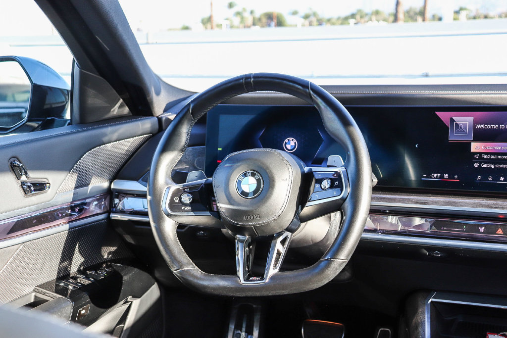 Used 2024 BMW 740i RWD image 17