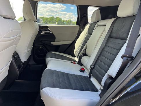 New 2026 Mitsubishi Outlander SE AWD/4WD image 26