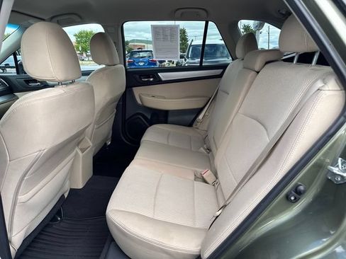 Used 2017 Subaru Outback 2.5i Premium w/ Popular Package #2 AWD/4WD image 24