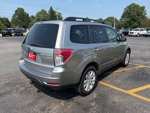 Used 2011 Subaru Forester 2.5X Premium w/ All-Weather Pkg AWD/4WD image 6