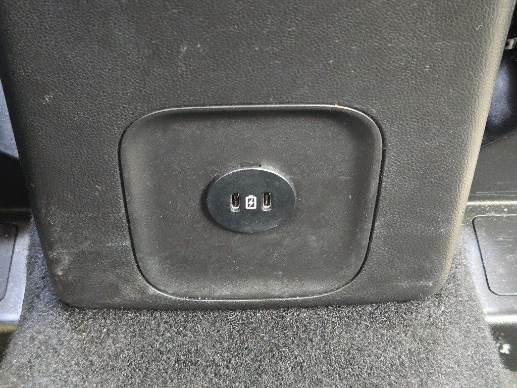 Used 2025 Ford Escape ST-Line AWD/4WD image 18