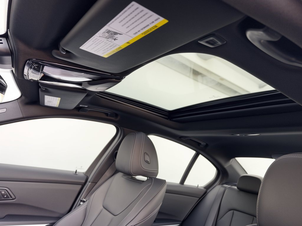 Certified 2026 BMW 330i Sedan RWD image 27