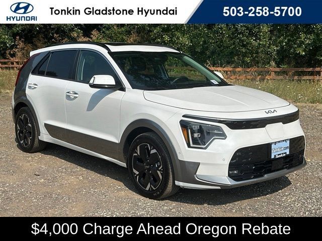 Used 2023 Kia Niro Wave FWD image 1