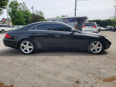 Used 2007 Mercedes-Benz CLS 550 image 8