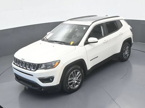 Used 2020 Jeep Compass Latitude FWD image 48