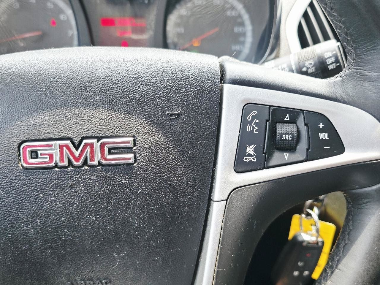 Used 2017 GMC Terrain SLE w/ Technology Package FWD image 30