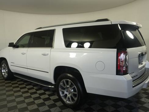 Used 2019 GMC Yukon XL Denali w/ Open Road Package AWD/4WD image 5
