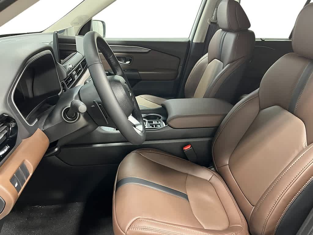 New 2026 Honda Pilot Touring image 10