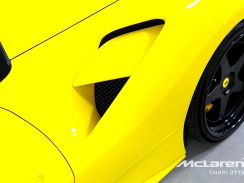 Used 2017 Ferrari 488 Spider RWD image 35