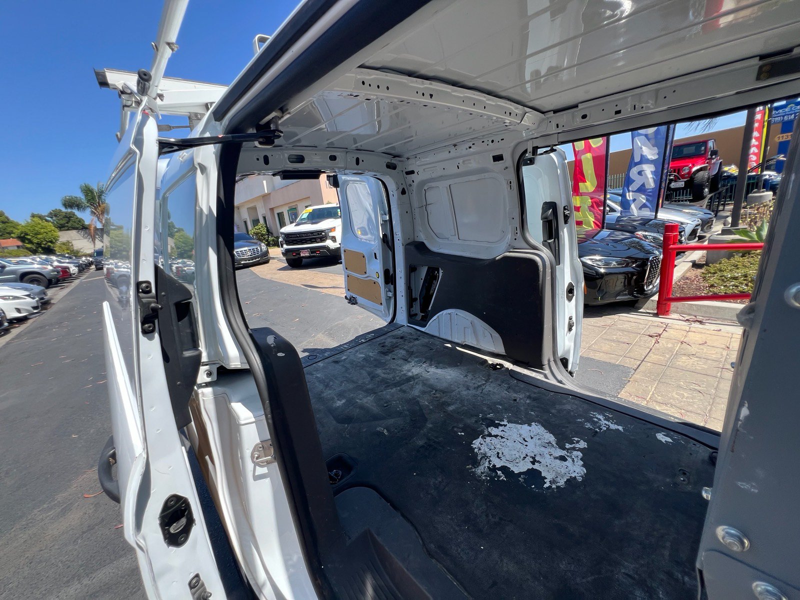 Used 2022 Ford Transit Connect XL FWD image 28