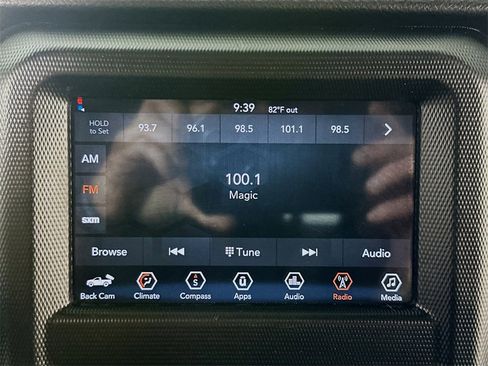 Used 2022 Jeep Gladiator Sport image 17