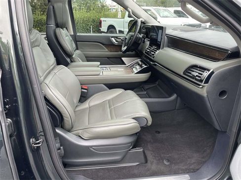 Used 2024 Lincoln Navigator L Black Label image 30