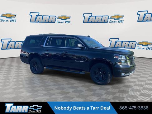 Used 2017 Chevrolet Suburban LT AWD/4WD image 2