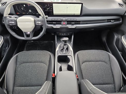New 2025 Kia K4 GT-Line image 36