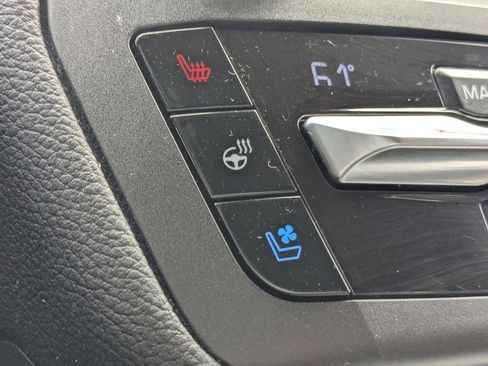 Used 2020 Ford Explorer Limited image 26