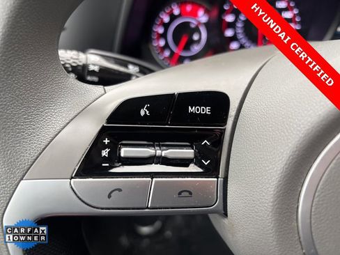 Certified 2021 Hyundai Elantra SE image 11