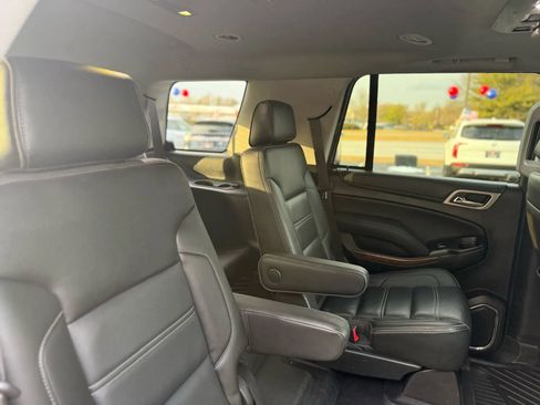 Used 2019 GMC Yukon Denali w/ Denali Ultimate Package AWD/4WD image 51