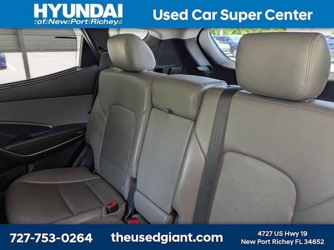 Used 2018 Hyundai Santa Fe Sport FWD image 16