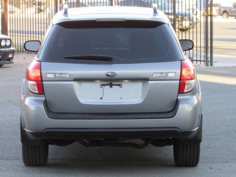 Used 2008 Subaru Outback 2.5i image 6