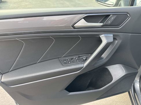 Certified 2023 Volkswagen Tiguan SE image 16