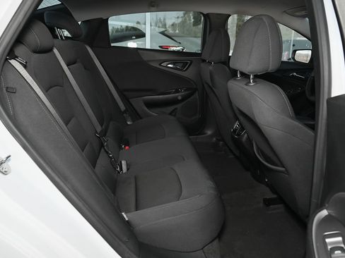 Used 2024 Chevrolet Malibu LT FWD image 39