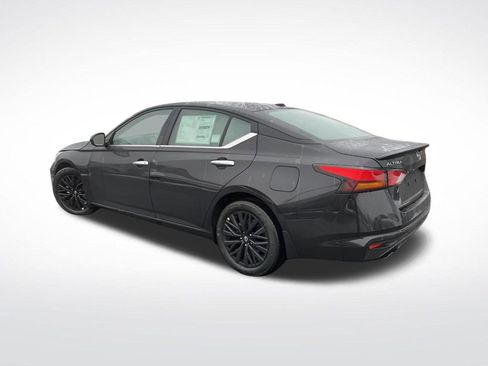 New 2025 Nissan Altima 2.5 SV w/ SV Special Edition Package image 3