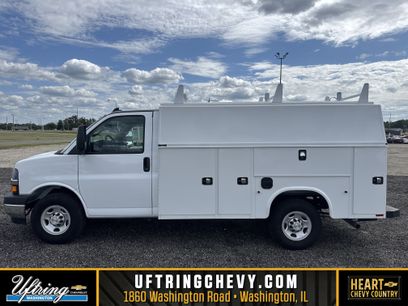 New 2025 Chevrolet Express 3500 w/ Power Convenience Package