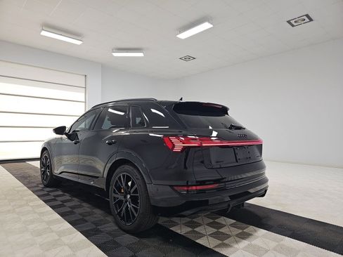 Used 2023 Audi e-tron Chronos w/ Chronos Package image 4